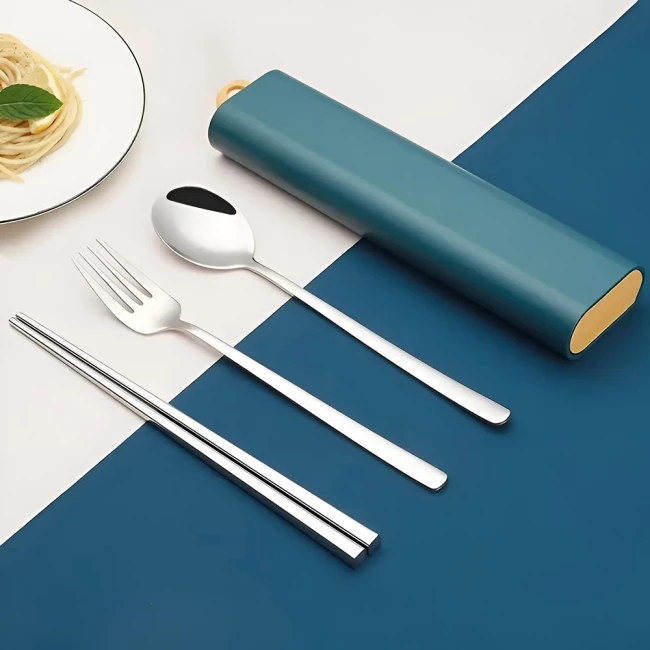 набор столовых приборов