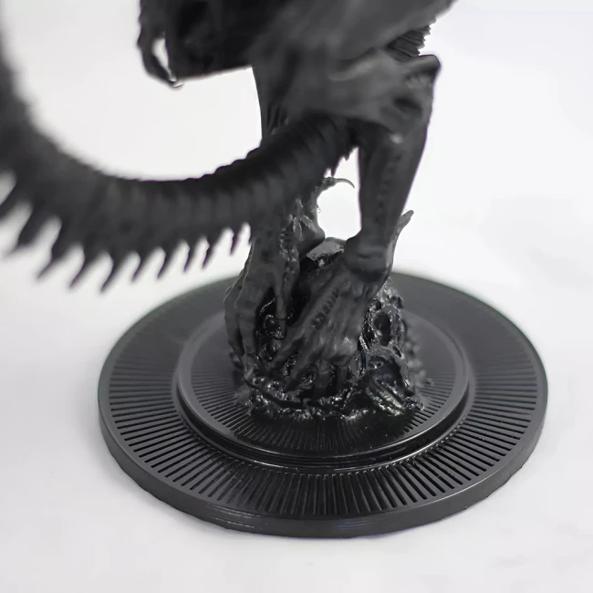 фігурка ксеноморф