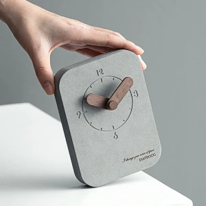 настольные часы