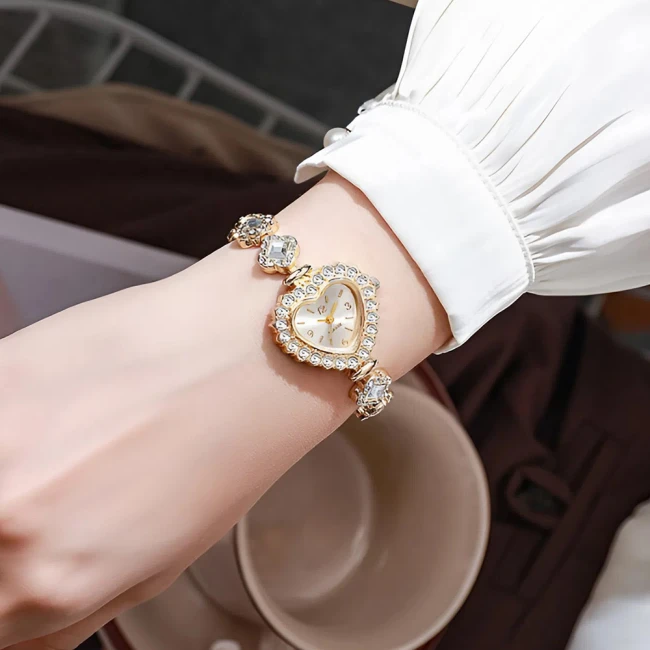 кварцевые часы