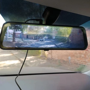 зеркало-видеорегистратор