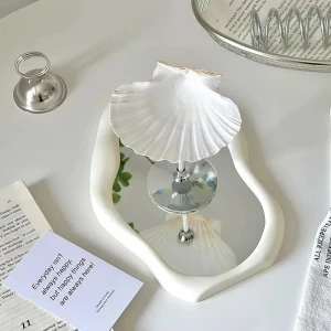 Декоративний келих для вина з черепашкою декоративний келих