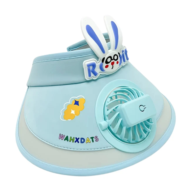 шапка с вентилятором