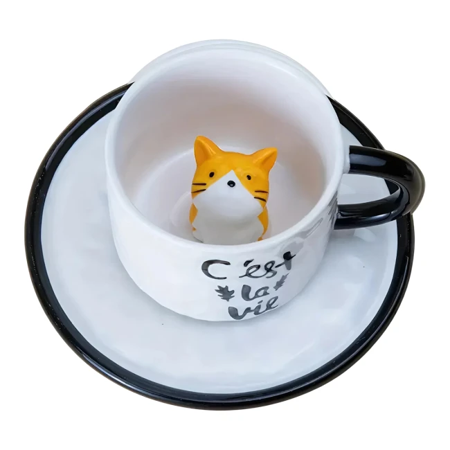 кружка с фигуркой