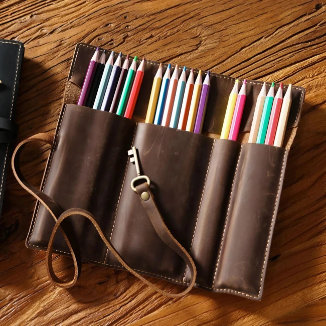 кожаный пенал