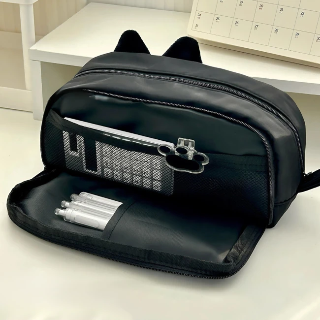 канцелярський пенал