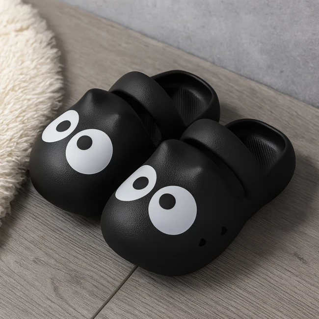 сандали с глазами