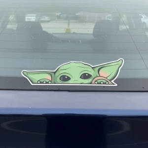 Наклейка на машину малюк Йода наклейка на машину