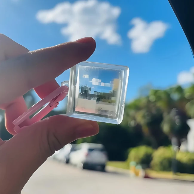 піксельний брелок