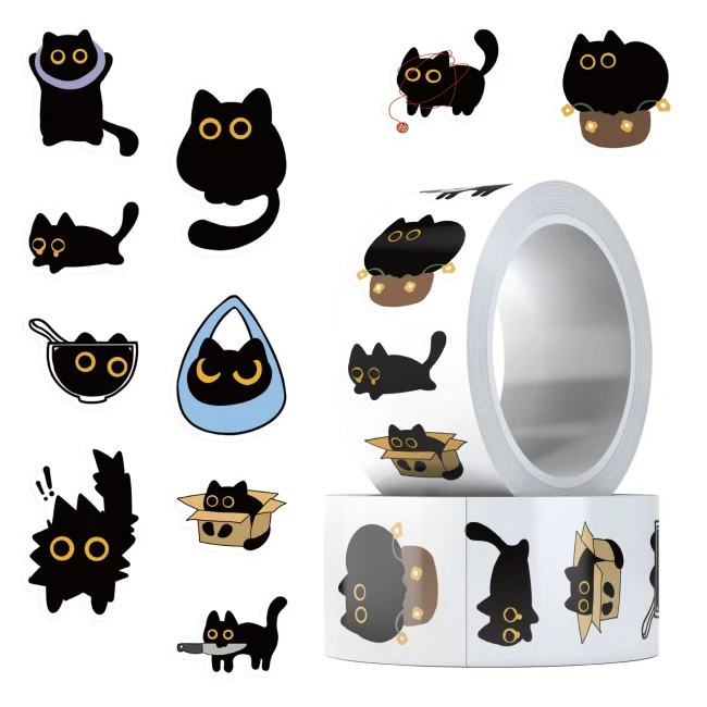 рулон наклеек с котиками