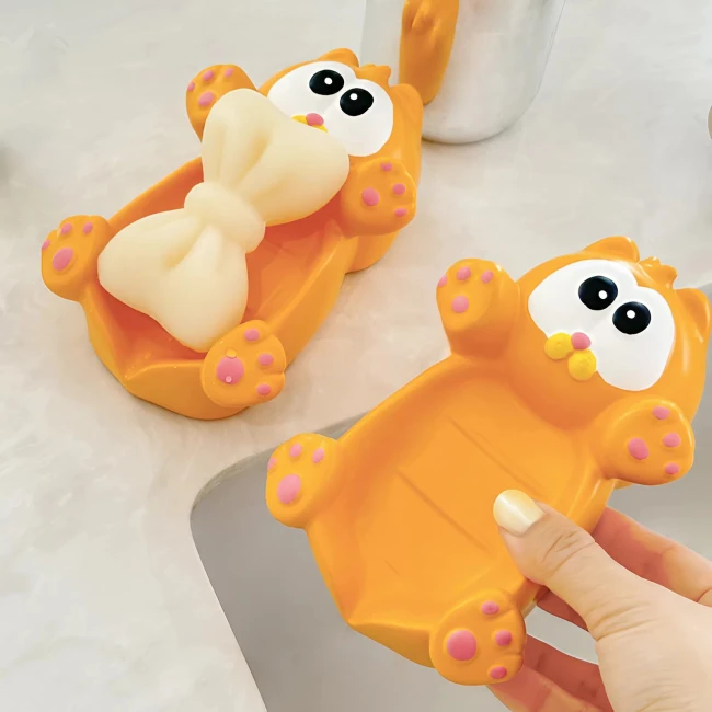 мильниця у формі кота