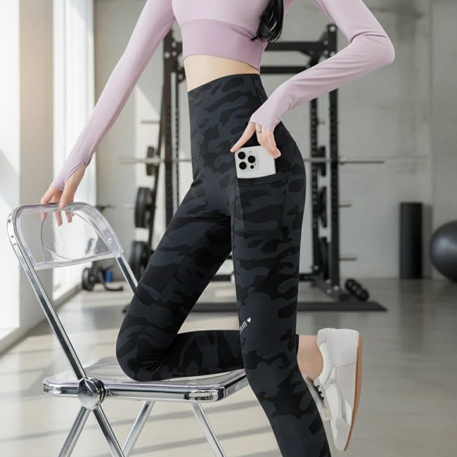 лосины с карманами