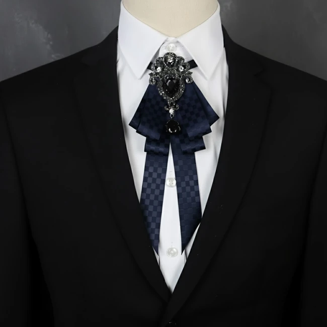 краватка-брошка