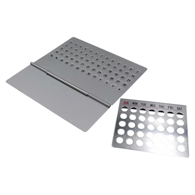 металевий календар