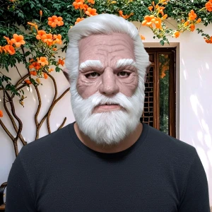 реалистичная маска старика