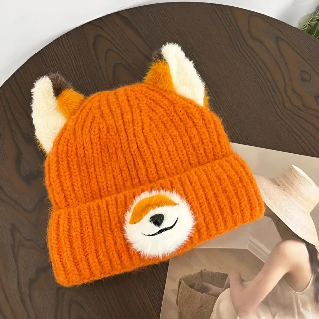шапка у вигляді лисиці
