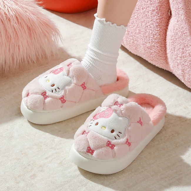 домашні тапочки з Кітті