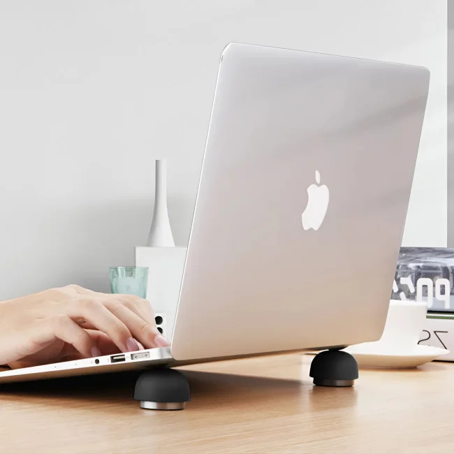 ніжки для ноутбука