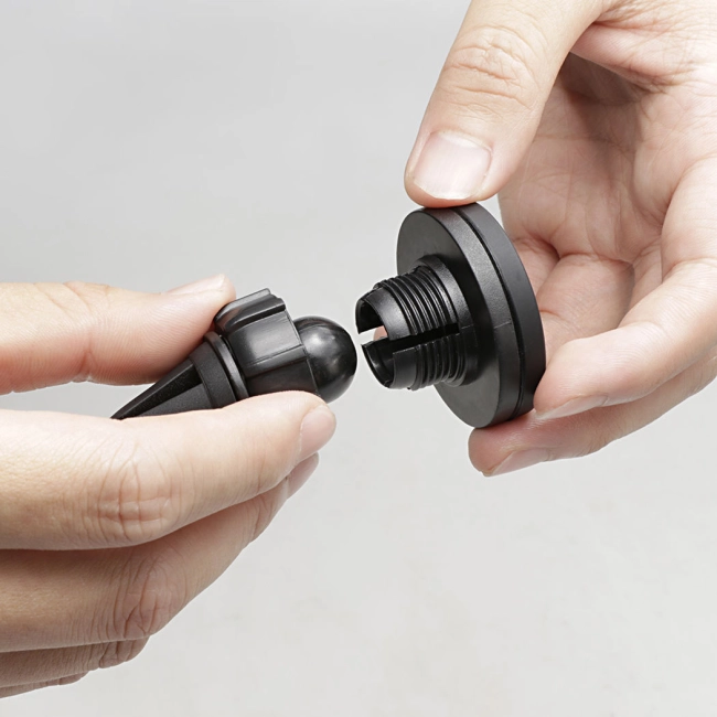 магнітний тримач для планшета в машину