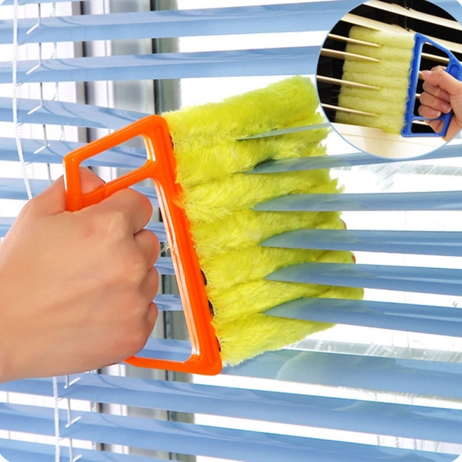 щетка для чистки горизонтальных жалюзи