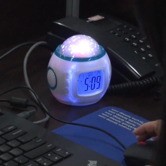 будильник проектор зоряного неба з музикою