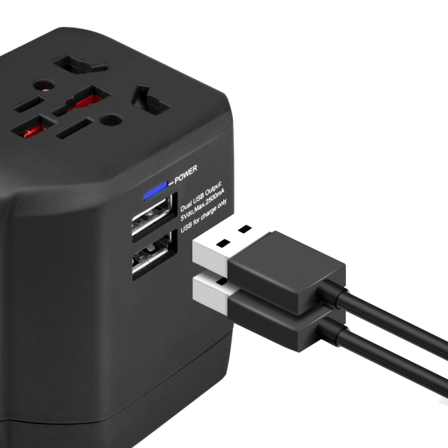 універсальний перехідник для мережевих розеток