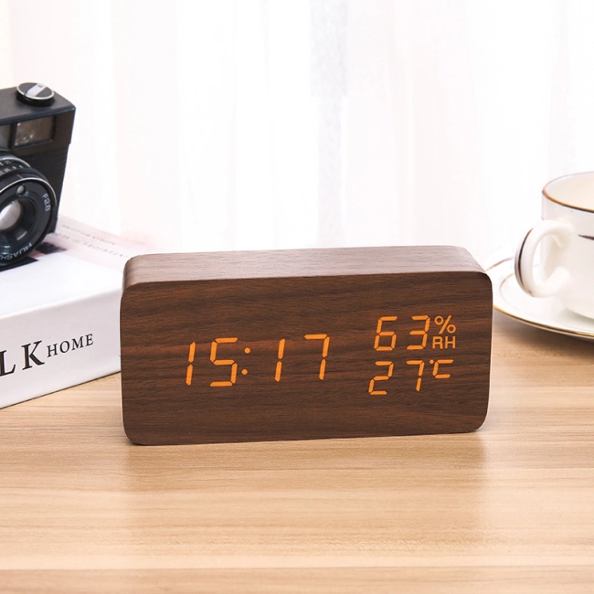 электронные часы с термометром