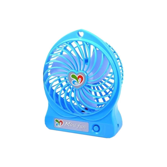 маленький настольный вентилятор
