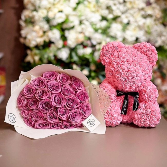 медведь из розочек