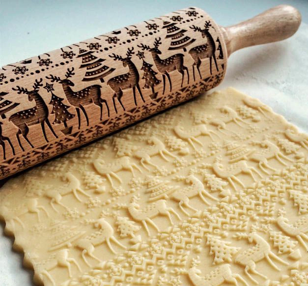 скалка деревянная с узором