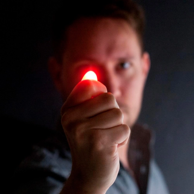 подсветка на пальцы для фокусов