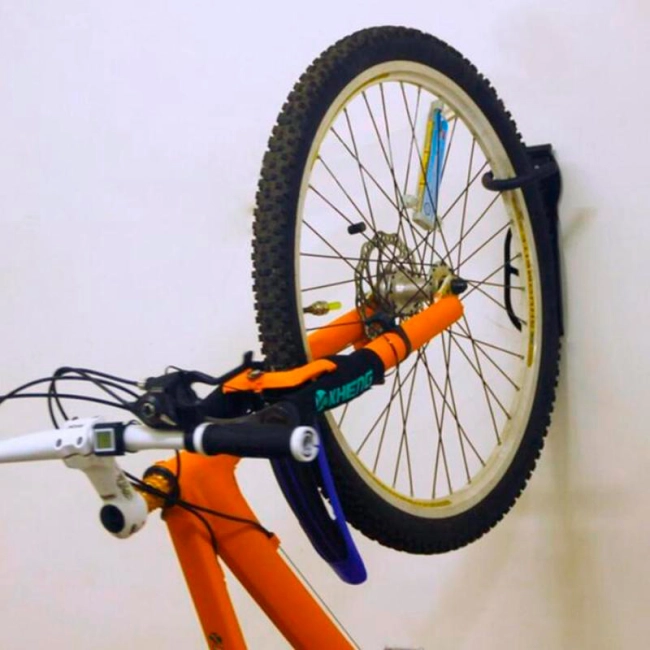 велосипедное крепление на стену