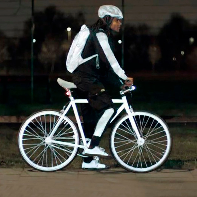 спрей отражающий свет