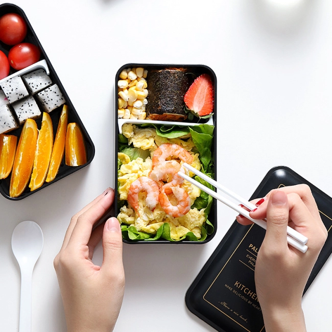 ланч бокс с разделителями для еды