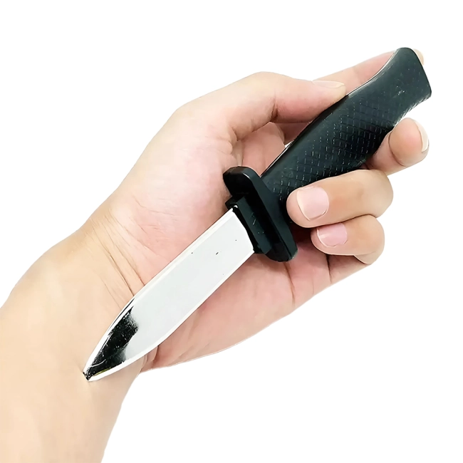 бутафорский нож