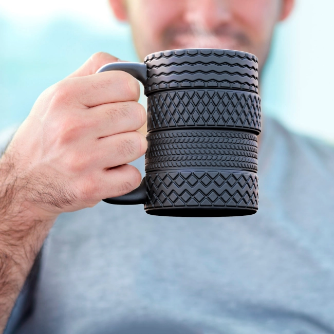 кружка в виде шин