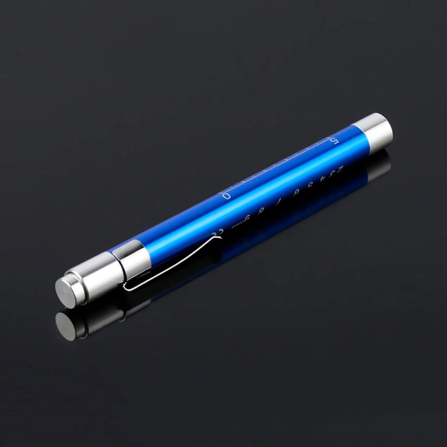 ліхтар медичний для огляду порожнини рота