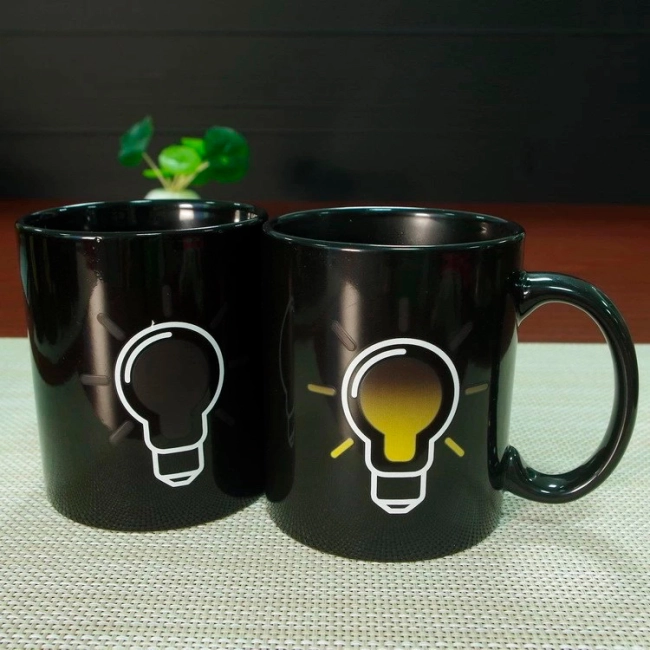 чашка с терморисунком