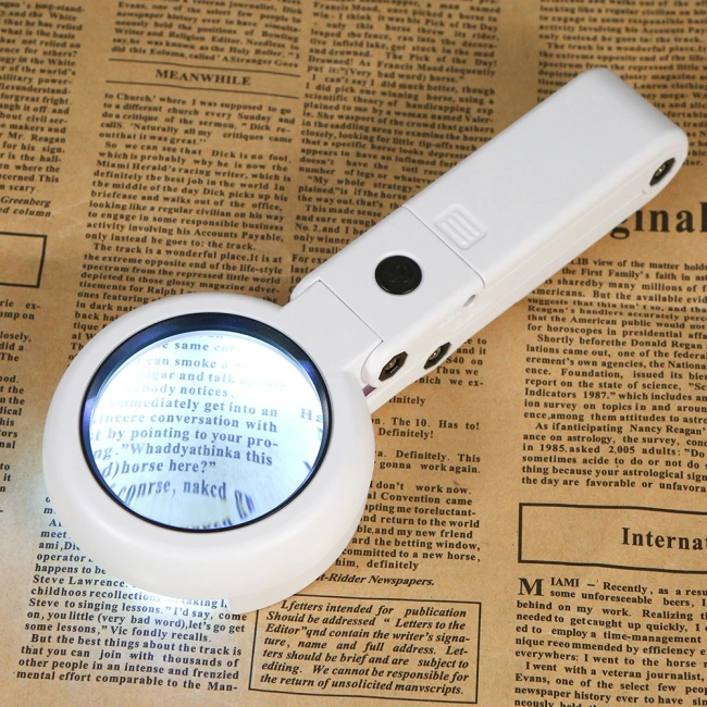 линза лупа с подсветкой