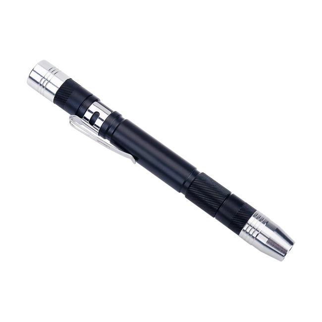 карманный фонарик на батарейках