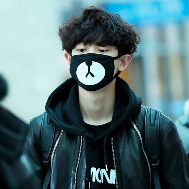 аніме маска на рот