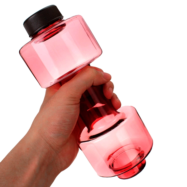 бутылка воды в виде гантели