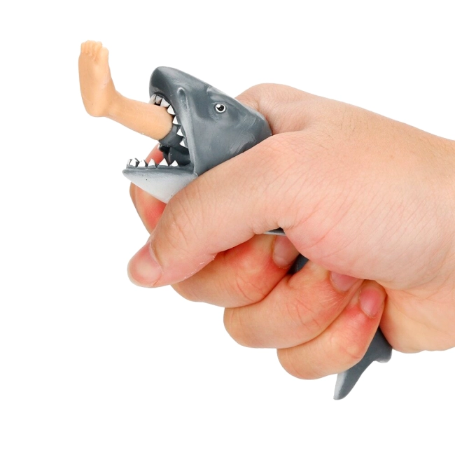 акула с ногой в пасти