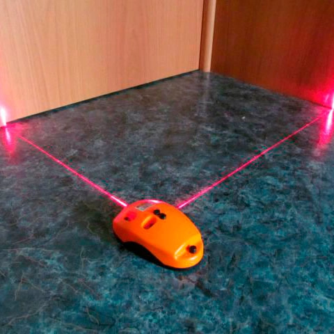 лазерний рівень