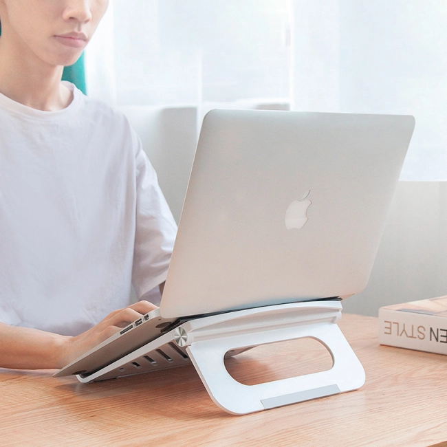 настільна підставка під ноутбук