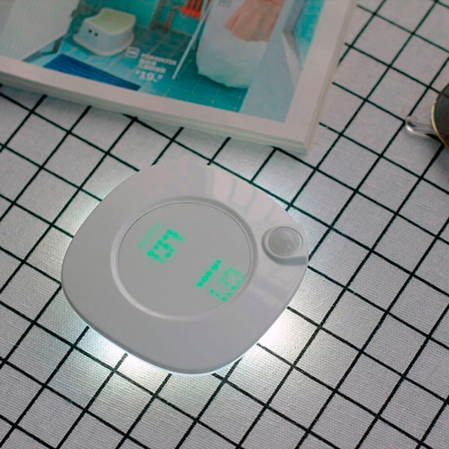 часы светильник с датчиком движения