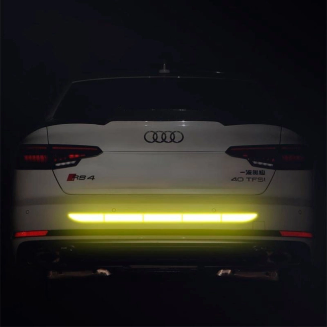 отражающая лента на авто