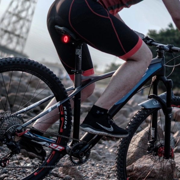 стоп фонарь для велосипеда