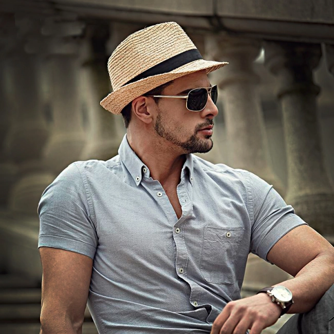 чоловічий літній капелюх
