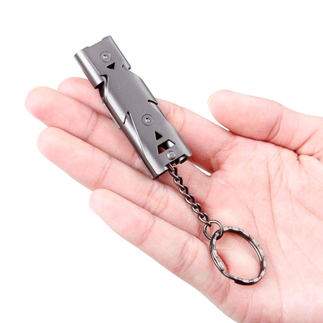 спасательный свисток